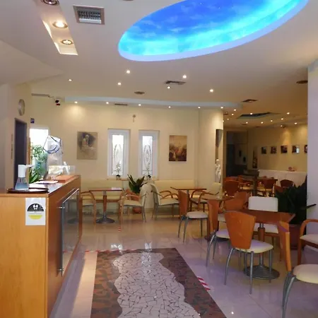Efstratios Hotel 2*