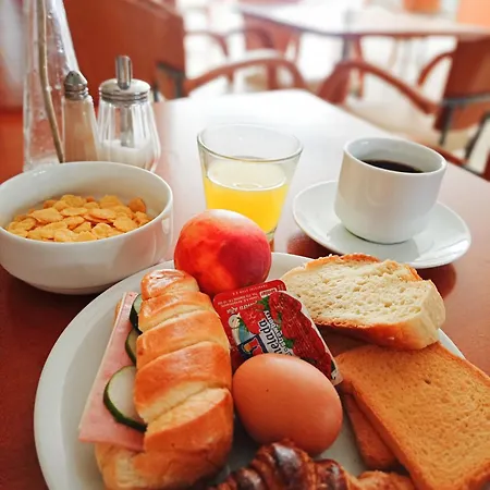 Efstratios Hotel
