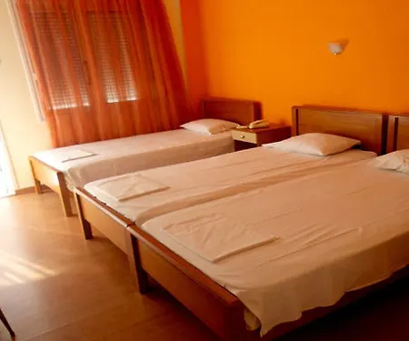 Hotel Efstratios 2*